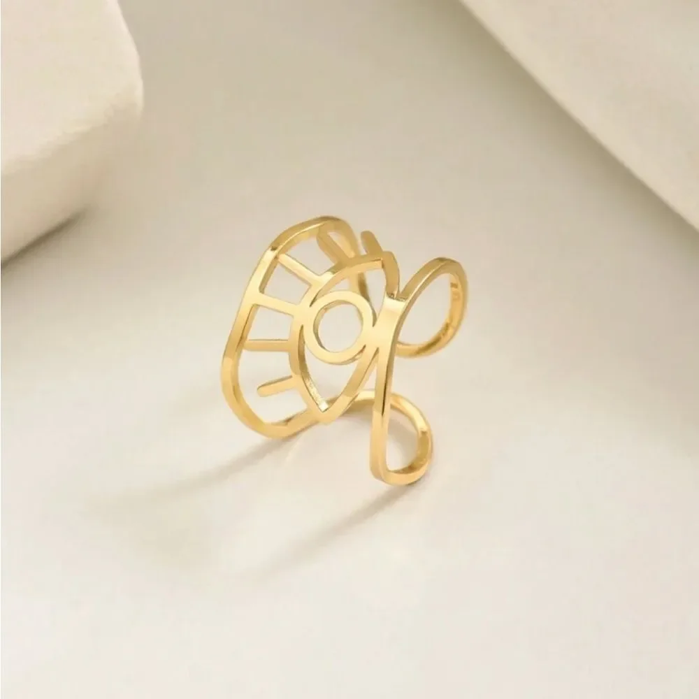 Gold Eye Ring Q838